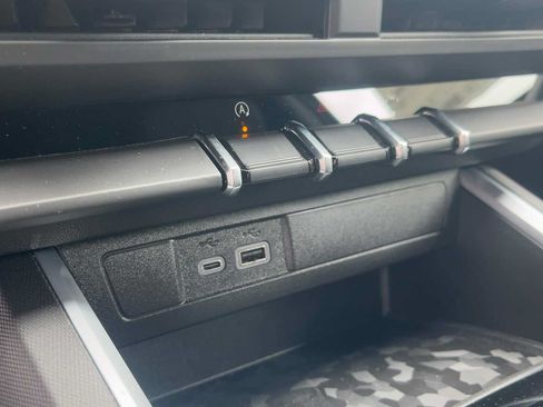 New 2026 Chevrolet Colorado LT AWD/4WD image 21
