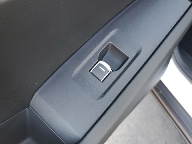 Used 2023 Honda Accord LX image 15