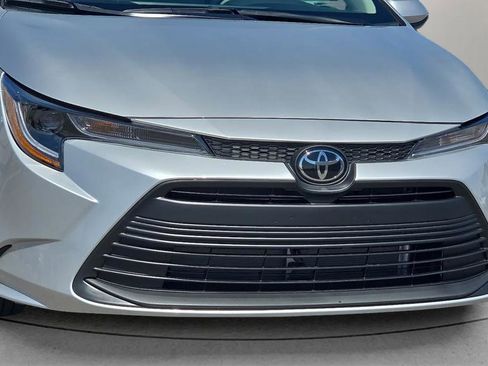 Certified 2026 Toyota Corolla LE FWD image 7