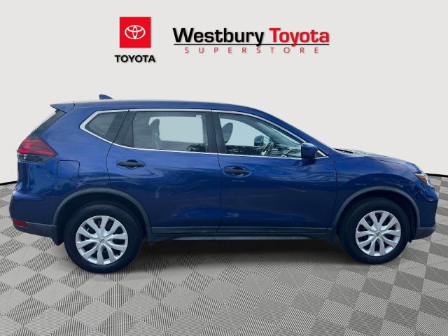 Used 2019 Nissan Rogue S AWD/4WD image 6