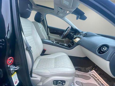 Used 2019 Jaguar XJ L Portfolio AWD/4WD image 13