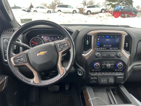 Certified 2022 Chevrolet Silverado 3500 High Country w/ Z71 Off-Road Package image 12