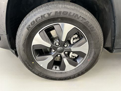 Used 2024 Jeep Grand Cherokee Limited 4xe AWD/4WD image 37