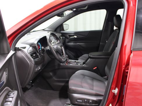 Used 2022 Chevrolet Equinox RS AWD/4WD image 3