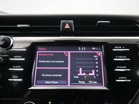 Used 2019 Toyota Camry LE FWD image 16