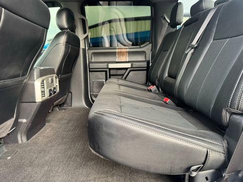 Used 2019 Ford F150 Lariat w/ Equipment Group 501A Mid image 10