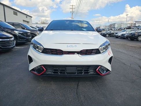 Used 2023 Kia Forte GT-Line w/ GT-Line Premium Package image 2