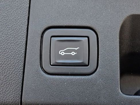 Used 2019 Cadillac XT5 Luxury image 28