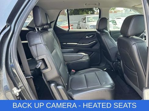 Used 2018 Chevrolet Traverse LT AWD/4WD image 3