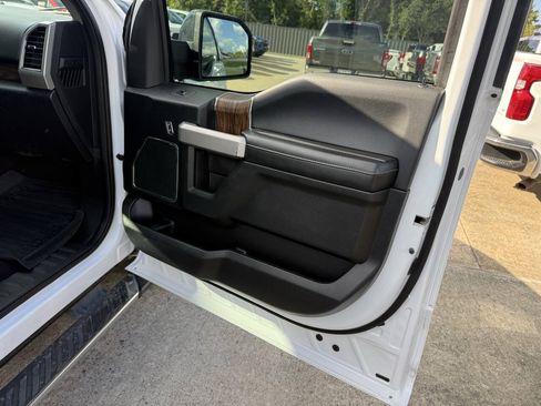 Used 2019 Ford F150 Lariat w/ Equipment Group 501A Mid AWD/4WD image 11