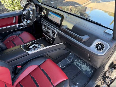Used 2019 Mercedes-Benz G 63 AMG 4MATIC w/ Parking Package image 31