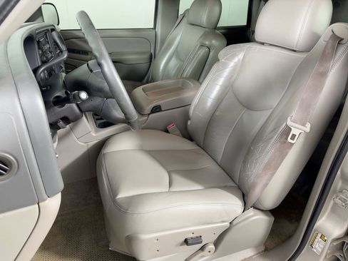 Used 2004 GMC Yukon SLT w/ 1SC Preferred Equipment Group image 5