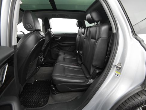 Used 2018 Audi Q7 3.0T Prestige image 46