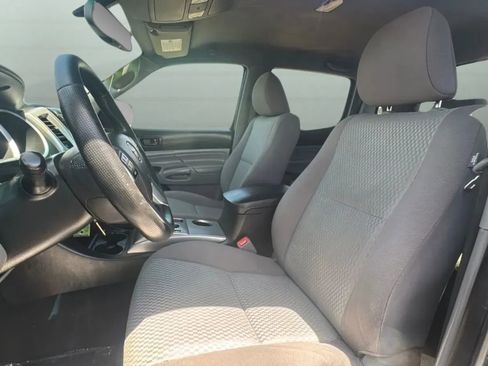 Used 2013 Toyota Tacoma PreRunner w/ SR5 Pkg RWD image 20