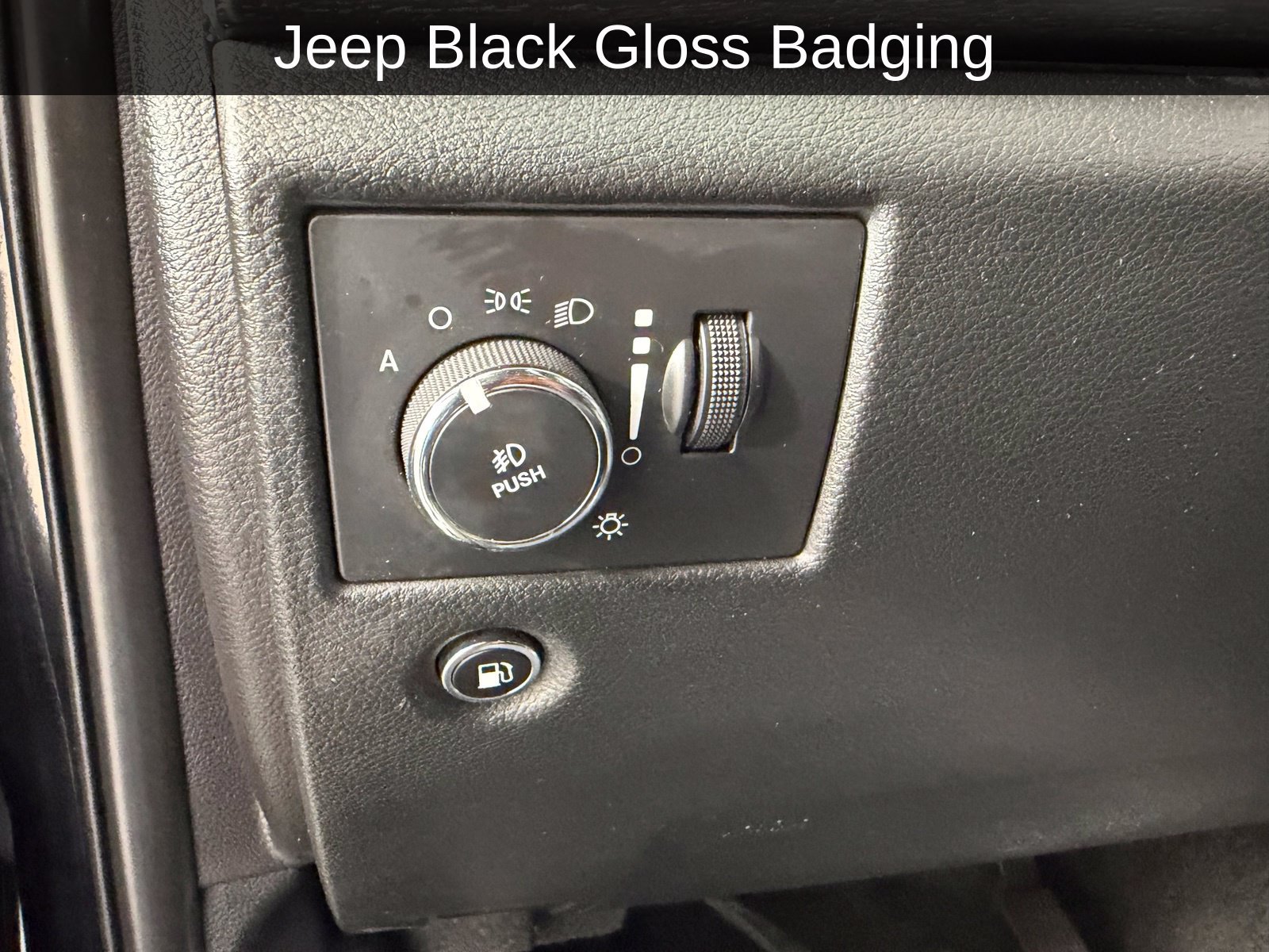 Used 2015 Jeep Grand Cherokee Altitude AWD/4WD image 19