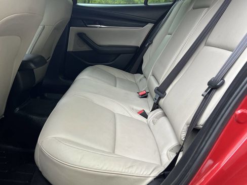 Used 2019 MAZDA MAZDA3 AWD Sedan w/ Select Package image 9