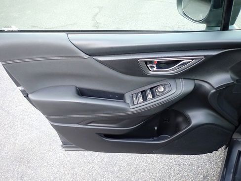 Used 2020 Subaru Forester Premium image 17