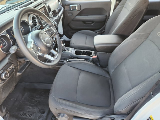 Used 2021 Jeep Wrangler Unlimited Sahara AWD/4WD image 11