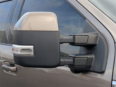 Certified 2022 Ford F250 Lariat w/ Tremor Off-Road Package image 12