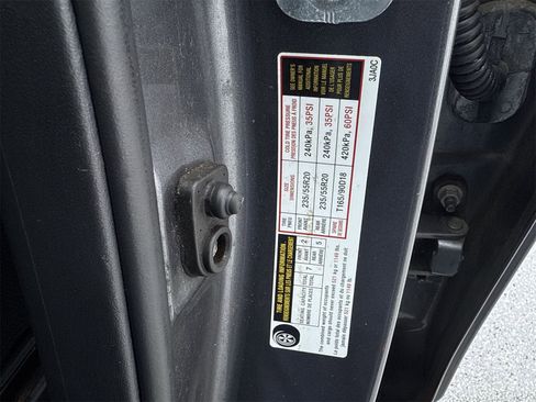 Used 2016 Nissan Pathfinder Platinum w/ Family Entertainment Package image 50