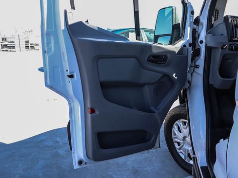 Used 2019 Ford Transit 350 XLT RWD image 23