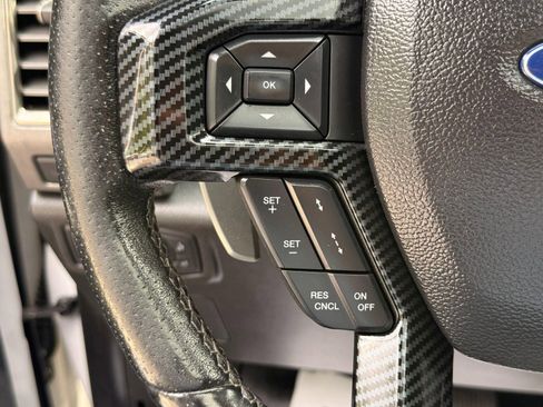 Used 2018 Ford F150 Raptor w/ Equipment Group 802A Luxury AWD/4WD image 40