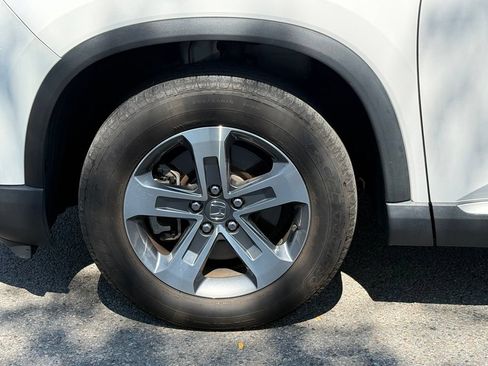 Used 2023 Honda Pilot EX-L image 6
