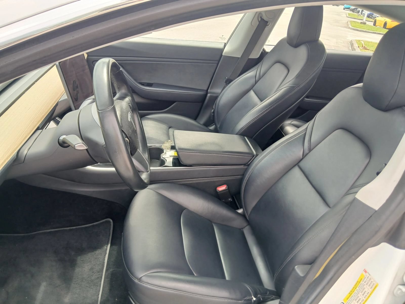 Used 2018 Tesla Model 3 Long Range RWD image 10