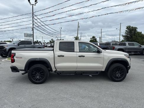 Used 2026 Chevrolet Colorado Trail Boss AWD/4WD image 14