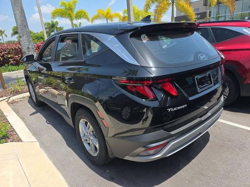 Used 2026 Hyundai Tucson SE FWD image 3
