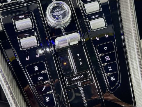 Used 2026 Aston Martin DB12 Coupe RWD image 14