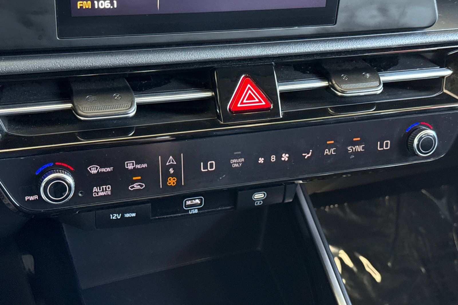 Used 2025 Kia Niro LX FWD image 20
