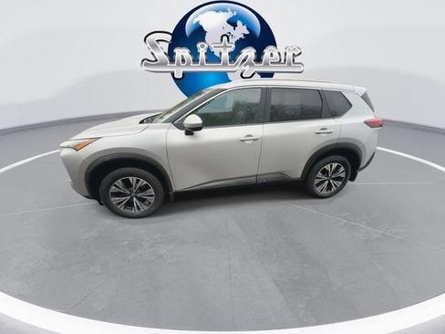Used 2023 Nissan Rogue SV w/ SV Premium B Package image 6