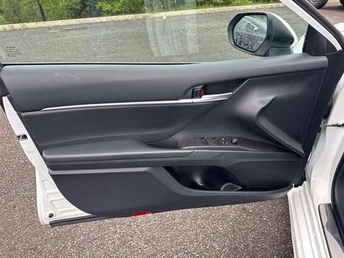 Used 2023 Toyota Camry SE FWD image 24