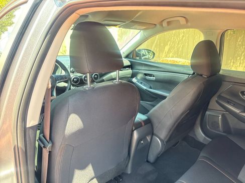 Used 2025 Nissan Sentra SR FWD image 23