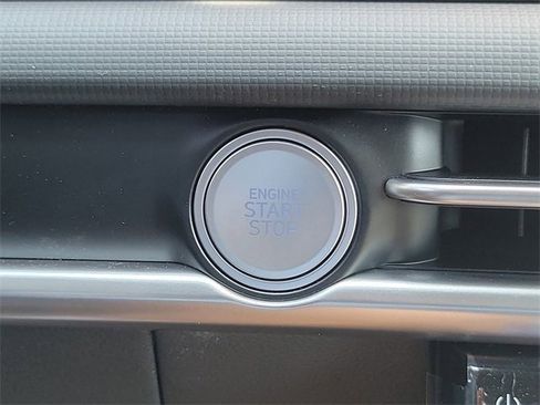 New 2025 Hyundai Santa Cruz SEL image 7