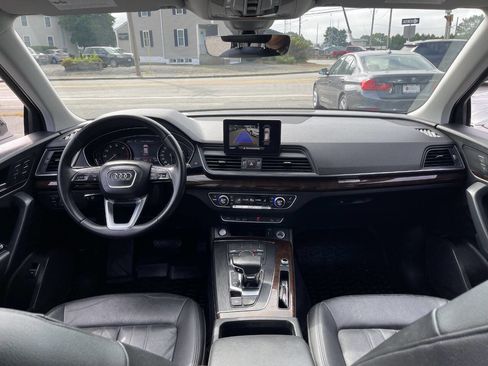 Used 2020 Audi Q5 2.0T Premium w/ Convenience Package image 24