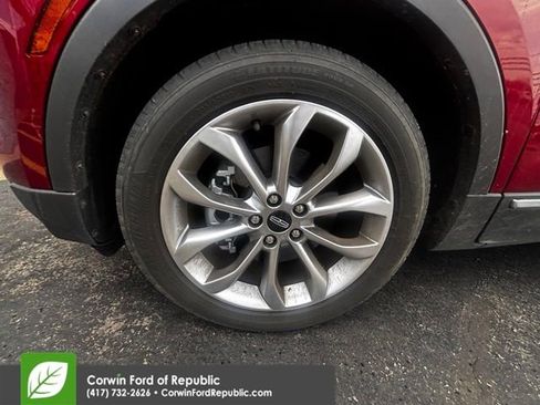 Used 2019 Lincoln MKC Select w/ Select Plus Package image 2