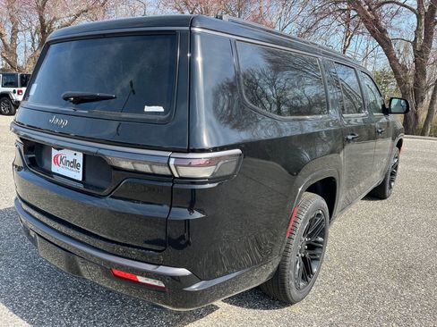 New 2026 Jeep Grand Wagoneer L Limited AWD/4WD image 31