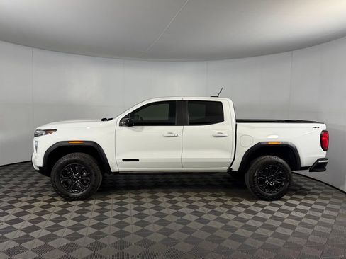 Used 2023 GMC Canyon Elevation w/ Convenience Package AWD/4WD image 10