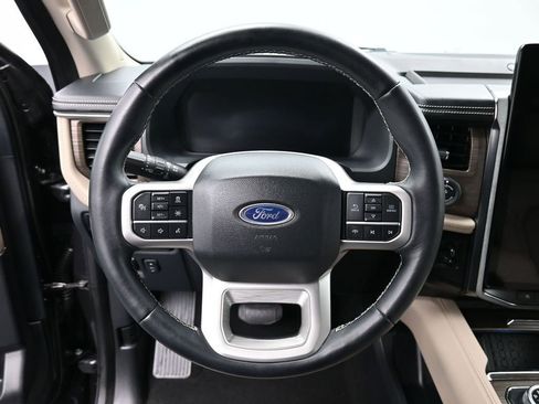 Used 2024 Ford Expedition Max Limited image 18