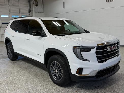 Used 2025 GMC Acadia Elevation FWD image 6