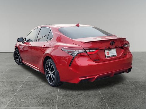 Certified 2024 Toyota Camry SE image 5