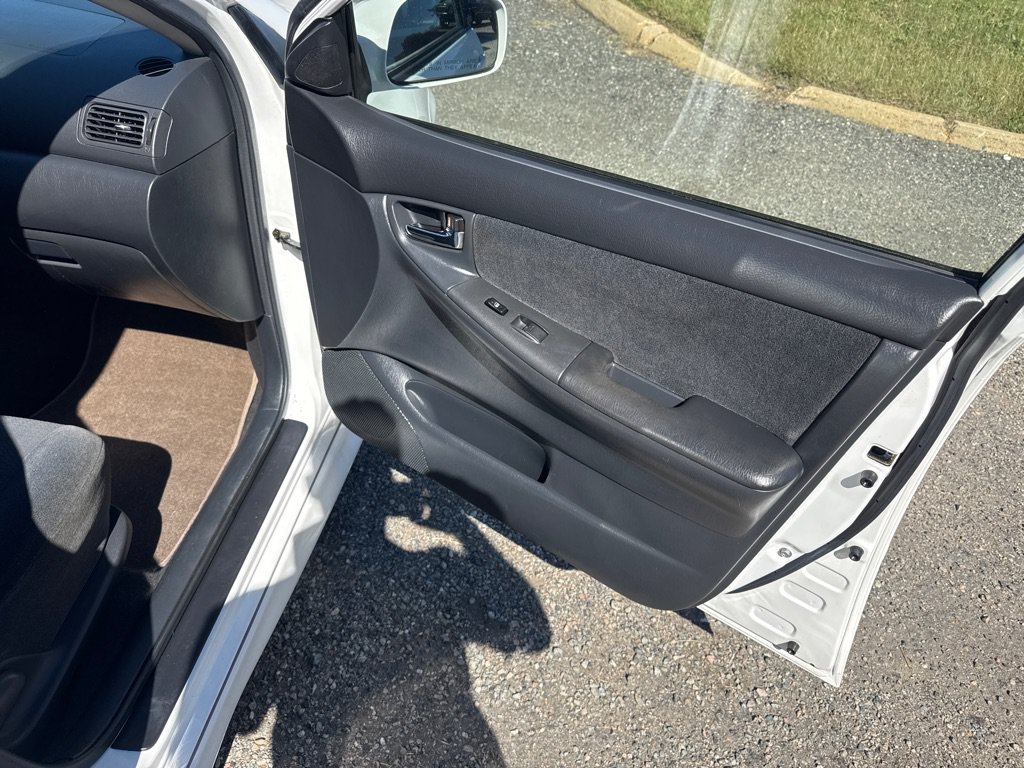 Used 2003 Toyota Corolla S FWD image 25