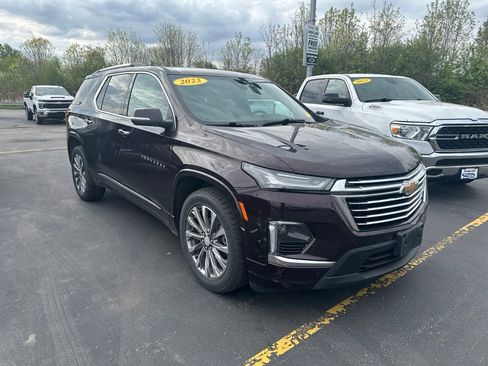 Used 2023 Chevrolet Traverse Premier AWD/4WD image 1