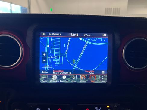 Used 2018 Jeep Wrangler Rubicon AWD/4WD image 17