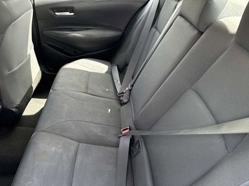 Used 2021 Toyota Corolla LE image 11