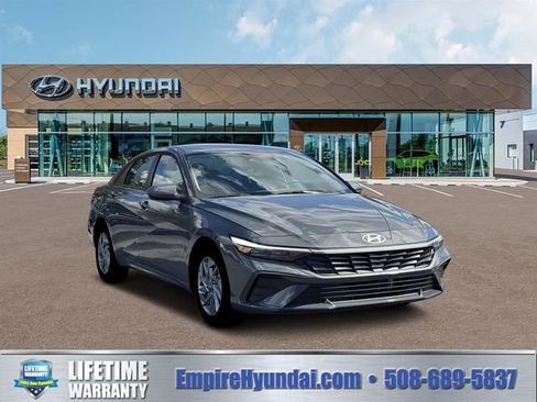 New 2026 Hyundai Elantra Hybrid FWD image 11