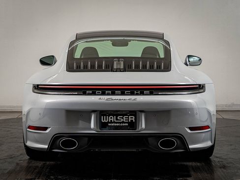New 2026 Porsche 911 Carrera 4S image 7