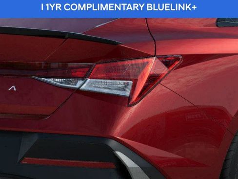 Certified 2025 Hyundai Elantra Sport FWD image 14